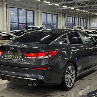 KIA K5 KIA K5