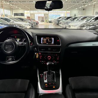 Audi Q5 Quattro S-Line 2.0 AT (224л.с.) Audi Q5 Quattro S-Line 2.0 AT (224л.с.)