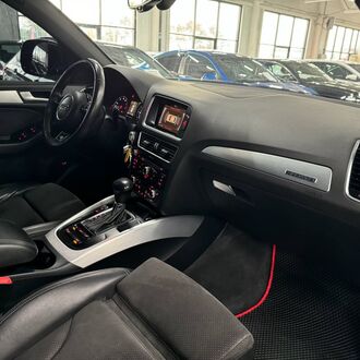 Audi Q5 Quattro S-Line 2.0 AT (224л.с.) Audi Q5 Quattro S-Line 2.0 AT (224л.с.)