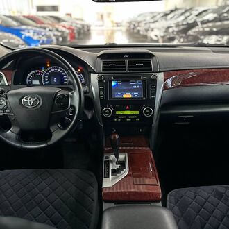 Toyota Camry 2.0 АТ (148л.с.) Toyota Camry 2.0 АТ (148л.с.)