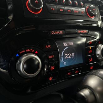 Nissan Juke 1.6 CVT (117л.с.) Nissan Juke 1.6 CVT (117л.с.)