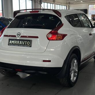 Nissan Juke 1.6 CVT (117л.с.) Nissan Juke 1.6 CVT (117л.с.)