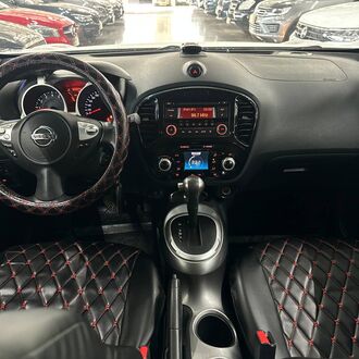 Nissan Juke 1.6 CVT (117л.с.) Nissan Juke 1.6 CVT (117л.с.)