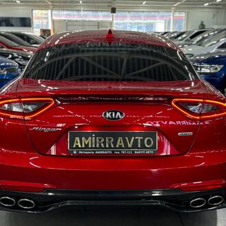 Kia Stinger 2.0 AT (247л.с.) Kia Stinger 2.0 AT (247л.с.)