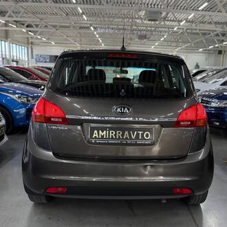 KIA VENGA 1.4 MT (90 л.с.) KIA VENGA 1.4 MT (90 л.с.)