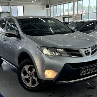 Toyota RAV4 AWD 2.0 AT (145 л.с.) Toyota RAV4 AWD 2.0 AT (145 л.с.)