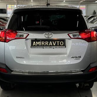 Toyota RAV4 AWD 2.0 AT (145 л.с.) Toyota RAV4 AWD 2.0 AT (145 л.с.)