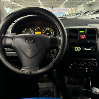 Hyundai Getz 1.6 MT (97л.с.) Hyundai Getz 1.6 MT (97л.с.)