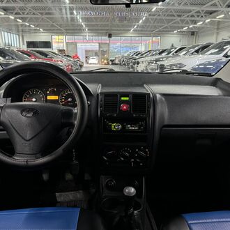 Hyundai Getz 1.6 MT (97л.с.) Hyundai Getz 1.6 MT (97л.с.)