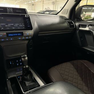 Toyota Land Cruiser Prado 4.0 AT (249л.с.) Toyota Land Cruiser Prado 4.0 AT (249л.с.)