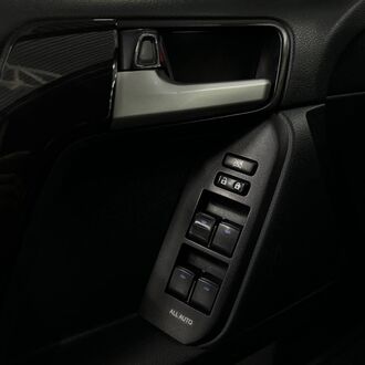Toyota Land Cruiser Prado 4.0 AT (249л.с.) Toyota Land Cruiser Prado 4.0 AT (249л.с.)