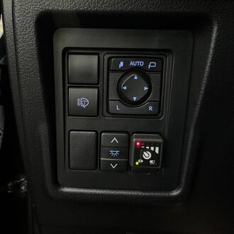 Toyota Land Cruiser Prado 4.0 AT (249л.с.) Toyota Land Cruiser Prado 4.0 AT (249л.с.)