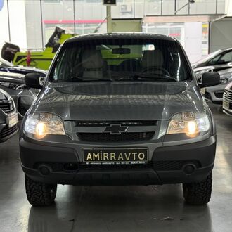 Chevrolet Niva 1.6 MT (79 л.с.)