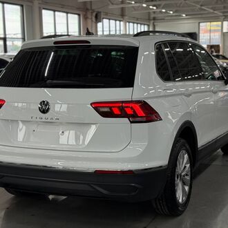 Volkswagen Tiguan 1.4 AMT (110л.с.) Volkswagen Tiguan 1.4 AMT (110л.с.)
