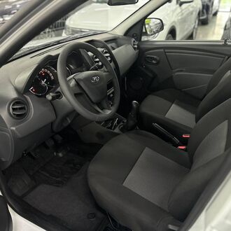 ВАЗ (LADA) Largus 1.6 MT ВАЗ (LADA) Largus 1.6 MT