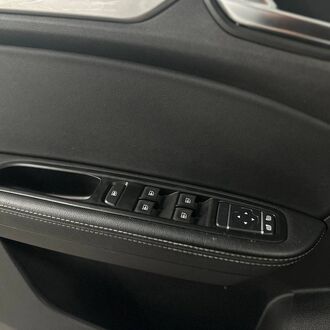 Renault ARKANA 1.6 CVT (114 л.с.) Renault ARKANA 1.6 CVT (114 л.с.)