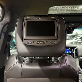 Cadillac Escalade ESV Platinum 6.2 AT (426л.с.) Cadillac Escalade ESV Platinum 6.2 AT (426л.с.)
