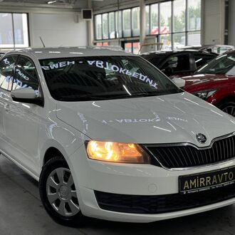 Skoda Rapid 1.6 MT (90л.с.) Skoda Rapid 1.6 MT (90л.с.)