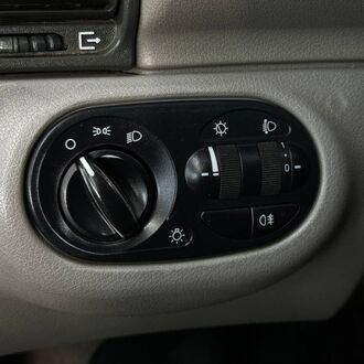 Lada Kalina 1.6 МT (80 л.с.) Lada Kalina 1.6 МT (80 л.с.)