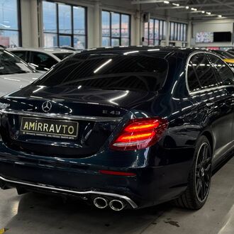 Mercedes Benz E-Class 2.0 AT (184л.с.) Mercedes Benz E-Class 2.0 AT (184л.с.)