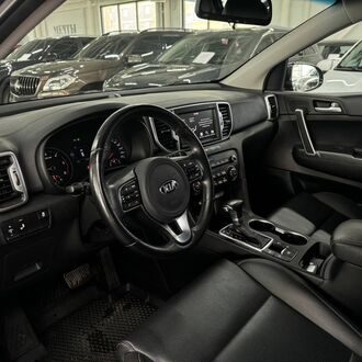 Kia Sportage 1.7 AT DIESEL (141 л.с.) Kia Sportage 1.7 AT DIESEL (141 л.с.)