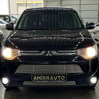 Mitsubishi Outlander 2.0 AT ПОЛНЫЙ ПРИВОД (146 л.с.)