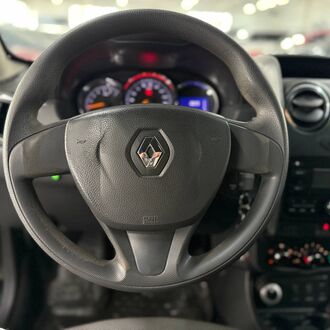 Renault Duster 2.0 MT 4x4 полный привод (143л.с.) Renault Duster 2.0 MT 4x4 полный привод (143л.с.)