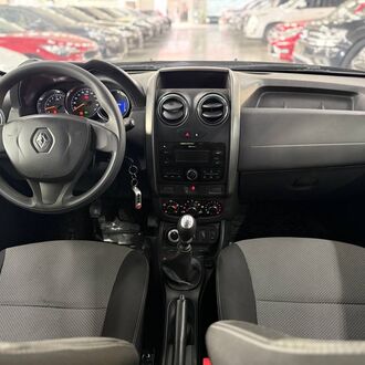 Renault Duster 2.0 MT 4x4 полный привод (143л.с.) Renault Duster 2.0 MT 4x4 полный привод (143л.с.)