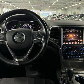 Jeep Grand Cherokee 3.0 AT AWD (238л.с.) Jeep Grand Cherokee 3.0 AT AWD (238л.с.)