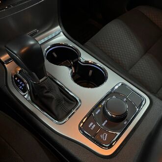 Jeep Grand Cherokee 3.0 AT AWD (238л.с.) Jeep Grand Cherokee 3.0 AT AWD (238л.с.)