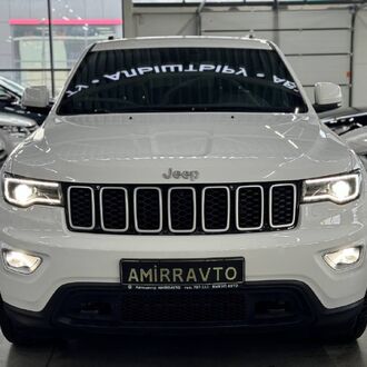 Jeep Grand Cherokee 3.0 AT AWD (238л.с.) Jeep Grand Cherokee 3.0 AT AWD (238л.с.)