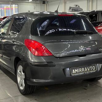 Peugeot 308 1.6 AT (120 л.с.) Peugeot 308 1.6 AT (120 л.с.)