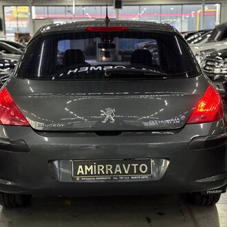 Peugeot 308 1.6 AT (120 л.с.) Peugeot 308 1.6 AT (120 л.с.)