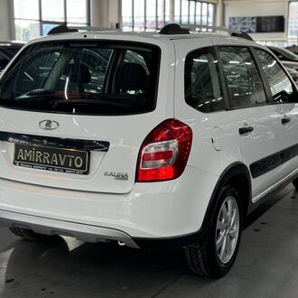 Lada Kalina Cross 1.6 MT (106л.с.) Lada Kalina Cross 1.6 MT (106л.с.)