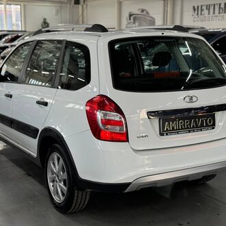 Lada Kalina Cross 1.6 MT (106л.с.) Lada Kalina Cross 1.6 MT (106л.с.)