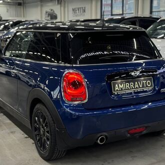 Mini Cooper 1.5 AT (136л.с.) Mini Cooper 1.5 AT (136л.с.)
