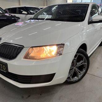 Кликните для увеличения изображения Skoda Octavia 1.2 MT (105л.с.)