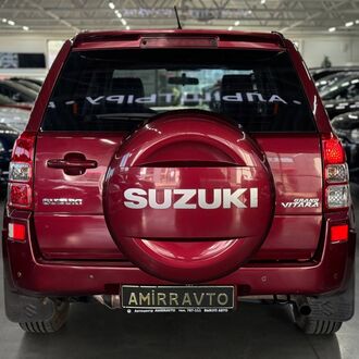 Suzuki GRAND VITARA 5D 2.0 MT 4WD JLX-A Suzuki GRAND VITARA 5D 2.0 MT 4WD JLX-A