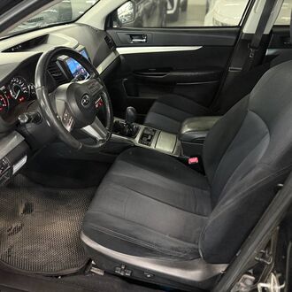 Subaru Outback 2.5 МT FULLTIME 4WD (167 л.с.) Subaru Outback 2.5 МT FULLTIME 4WD (167 л.с.)
