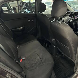 Kia Rio 1.6 AT( 123л.с.)
