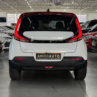 Kia Soul 1.6 AT (122л.с.)