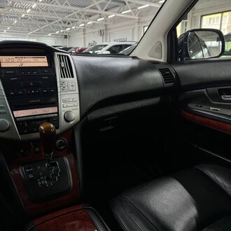 LEXUS RX 3.0 AT полный привод (204л.с.)