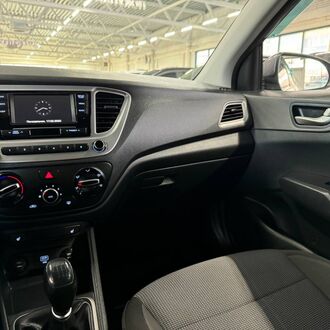 Hyundai Solaris 1.6 MT (123л.с.)