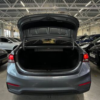 Hyundai Solaris 1.6 MT (123л.с.)