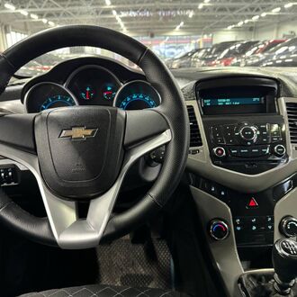 Chevrolet Cruse 1.6 MT (109 л.с) Chevrolet Cruse 1.6 MT (109 л.с)