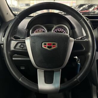Geely EMGRAND X7 2.0 МТ (138 л.с.) Geely EMGRAND X7 2.0 МТ (138 л.с.)