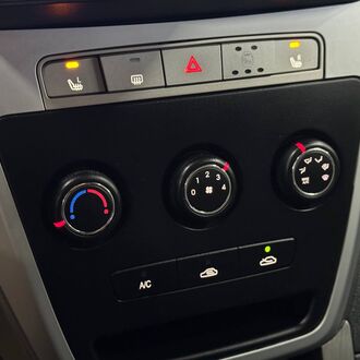 Geely EMGRAND X7 2.0 МТ (138 л.с.) Geely EMGRAND X7 2.0 МТ (138 л.с.)