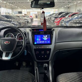 Geely EMGRAND X7 2.0 МТ (138 л.с.) Geely EMGRAND X7 2.0 МТ (138 л.с.)