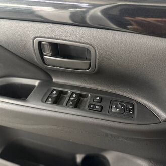 Mitsubishi Outlander III 2.0 CVT полный привод (145л.с) Mitsubishi Outlander III 2.0 CVT полный привод (145л.с)