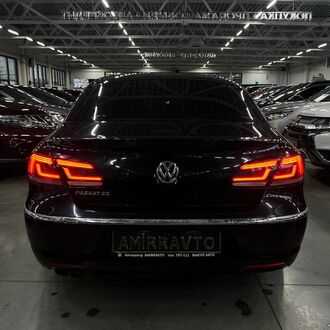 Volkswagen Passat CC 1.8 MT